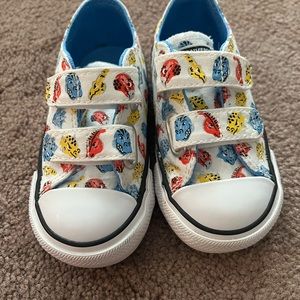 Dinosaur converse